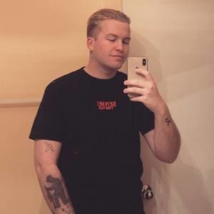 Meet your Posher, Tyler